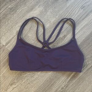 Lululemon Sports Bra, size 8, EUC